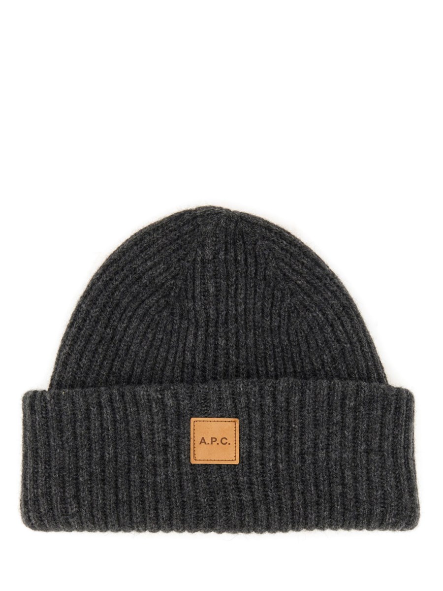 A.P.C.      CAPPELLO BEANIE CON LOGO IN LANA
