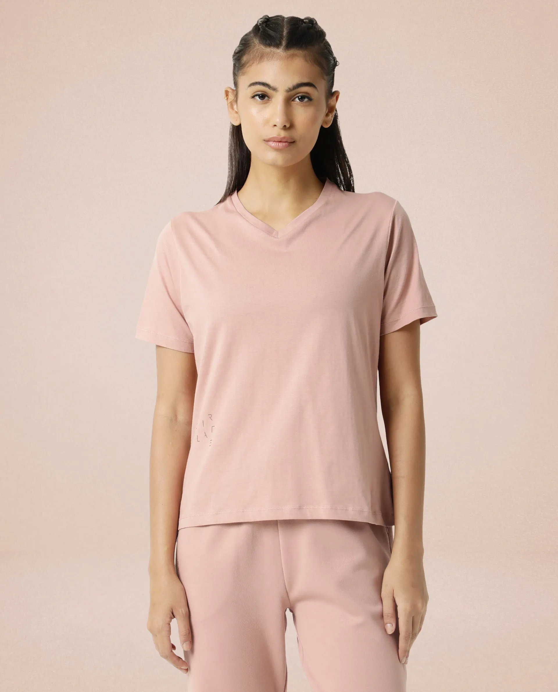 Rareism Women Arvi Dusky Pink Cotton Blend Fabric Regular Fit Half Sleeves Solid V-Neck T-Shirt