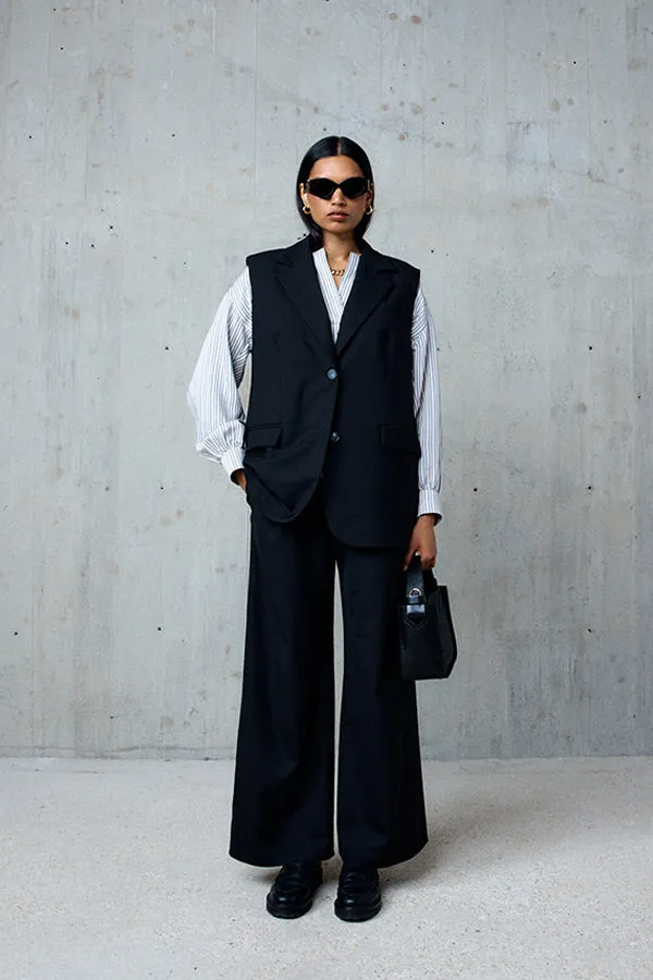 Stella Forest CLOTHILDE BLACK SLEEVELESS WOOL JACKET